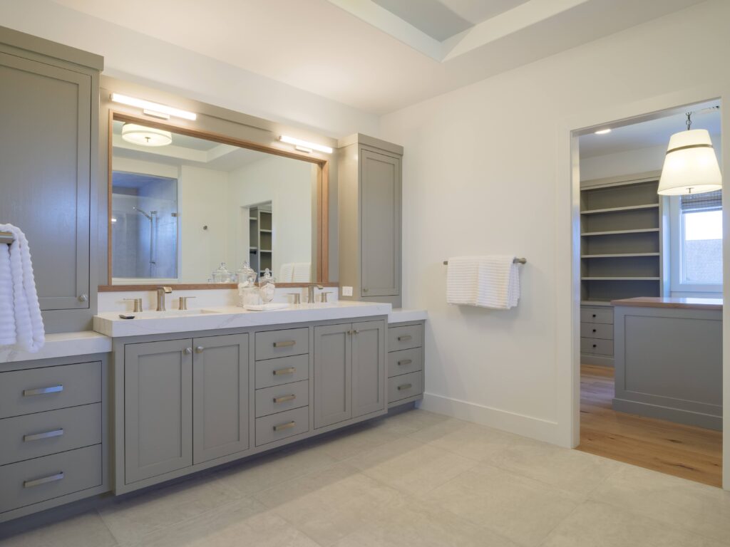 custom bathroom vanity